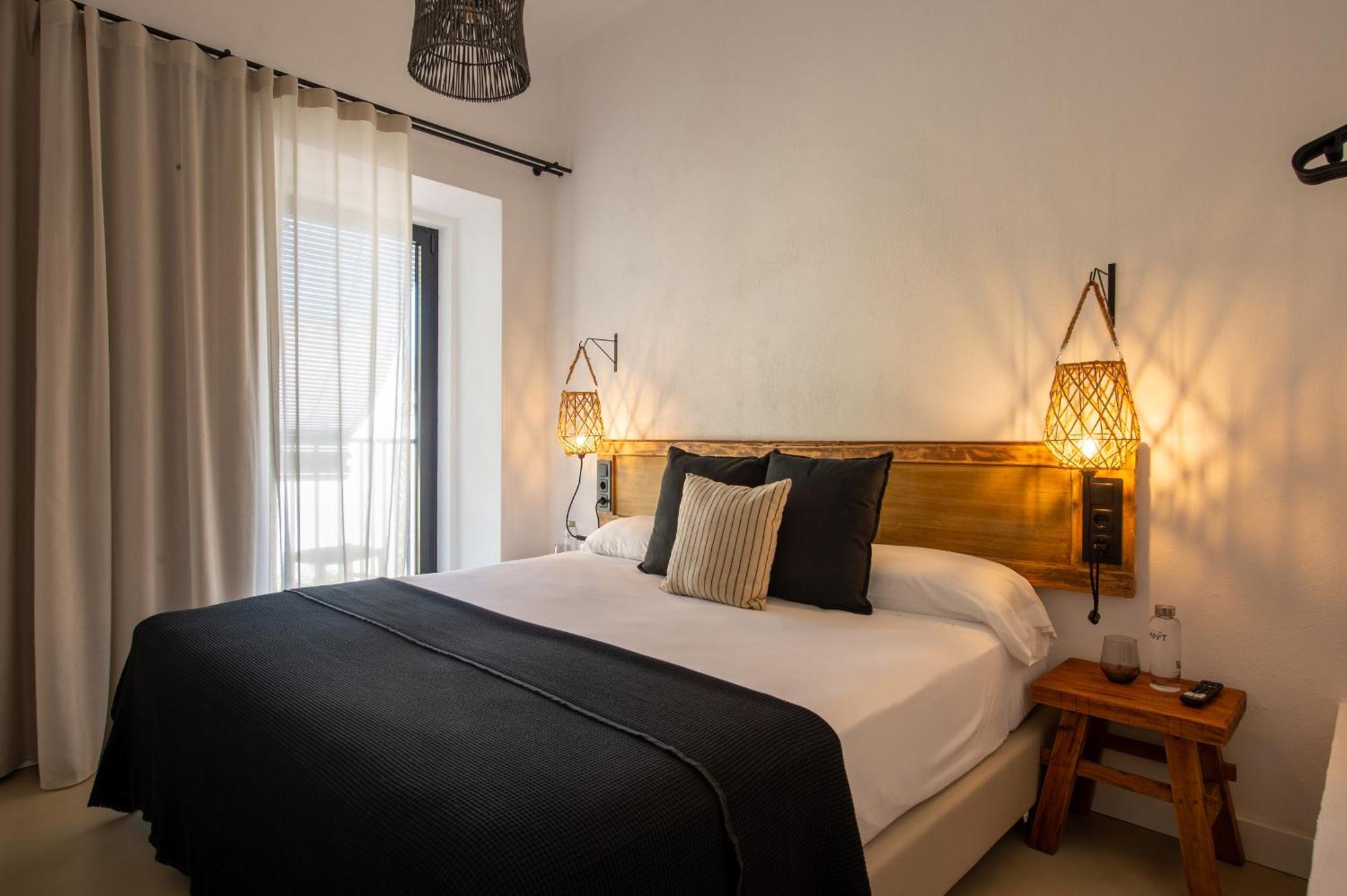 Hostal Boutique Es Menut Tossa de Mar Esterno foto
